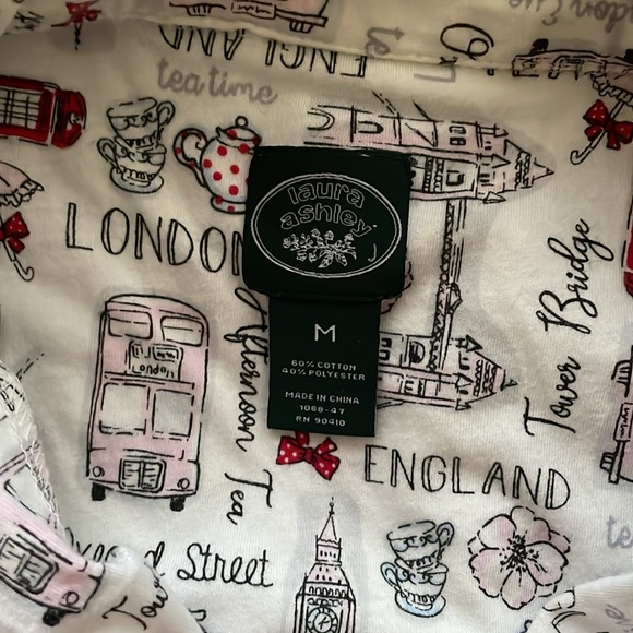 Laura Ashley Ladies pajamas, size M. Pattern shows London tourist attractions. - Picture 2 of 6